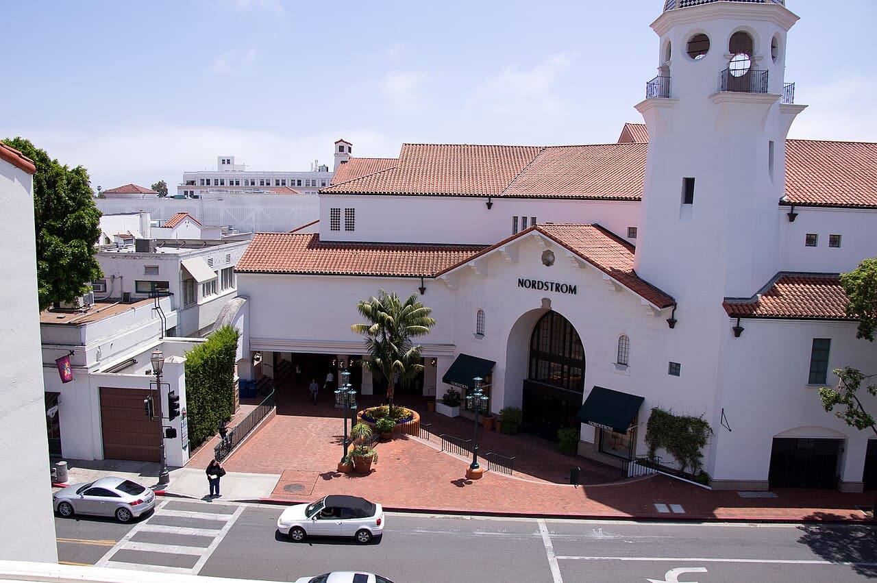 Paseo Nuevo Mall in Santa Barbara, California