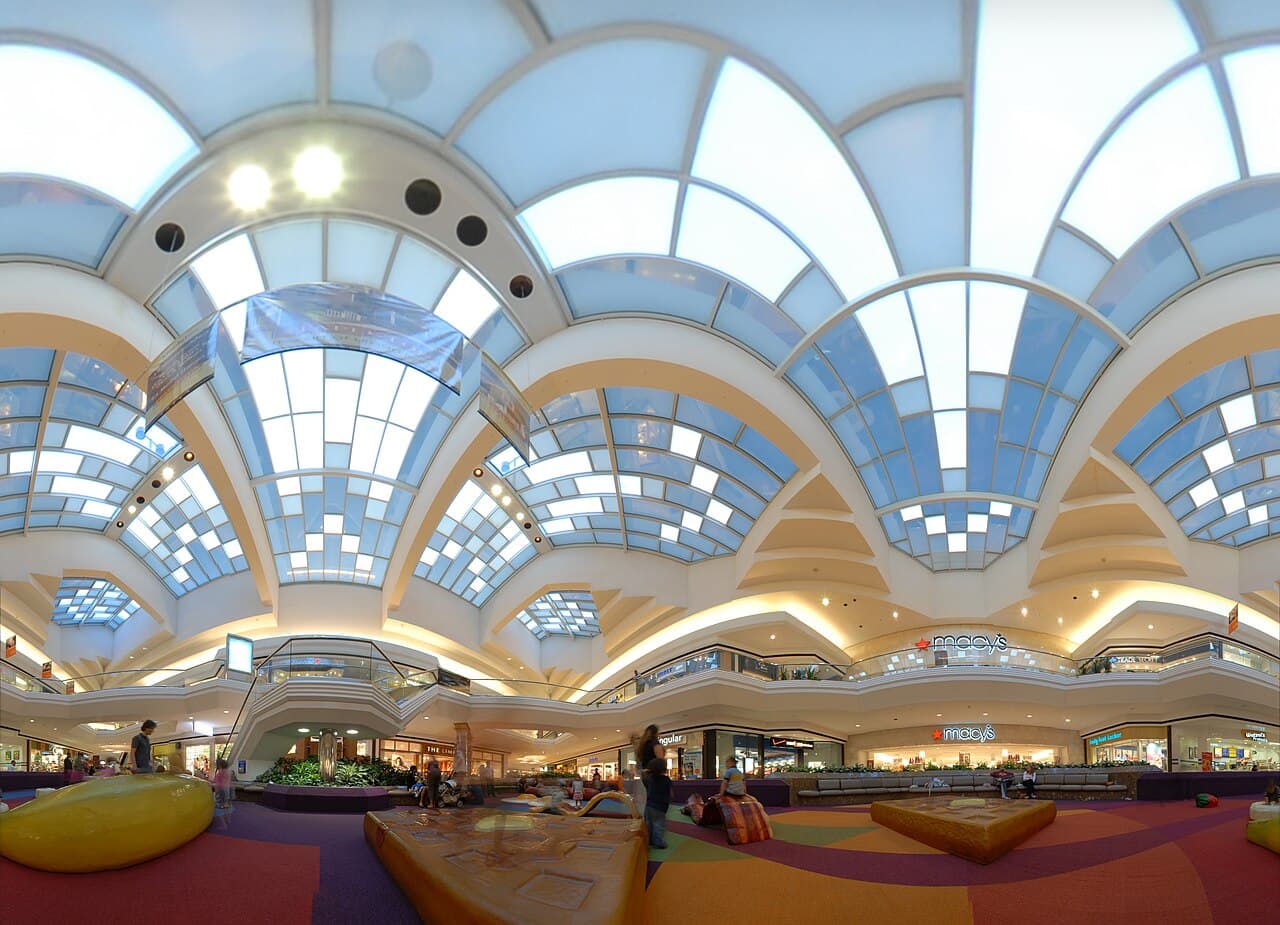 Cherry Creek Shopping Center in Denver, Colorado