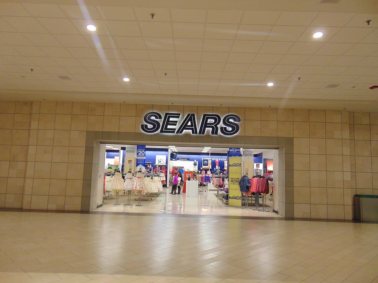 Crystal Mall in Waterford, Connecticut