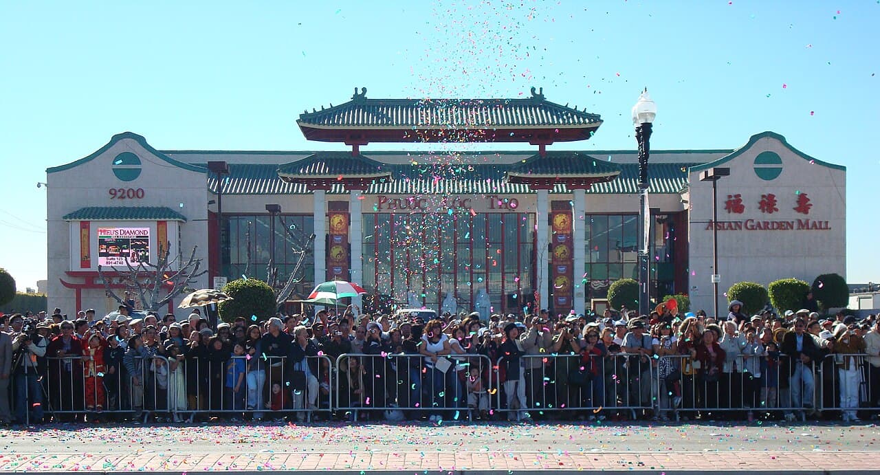 Phước Lộc Thọ;Asian Garden Mall in Westminster, California
