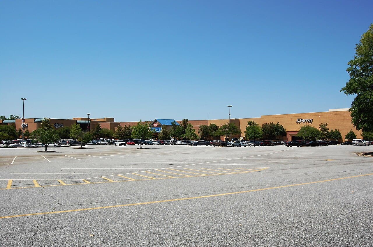 Georgia Square Mall in Athens, Georgia