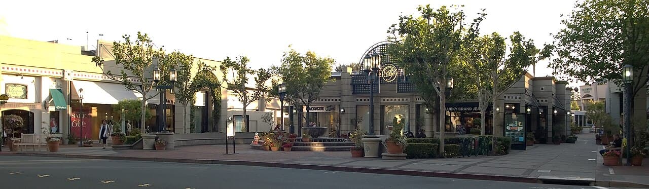 Broadway Plaza in Walnut Creek, California