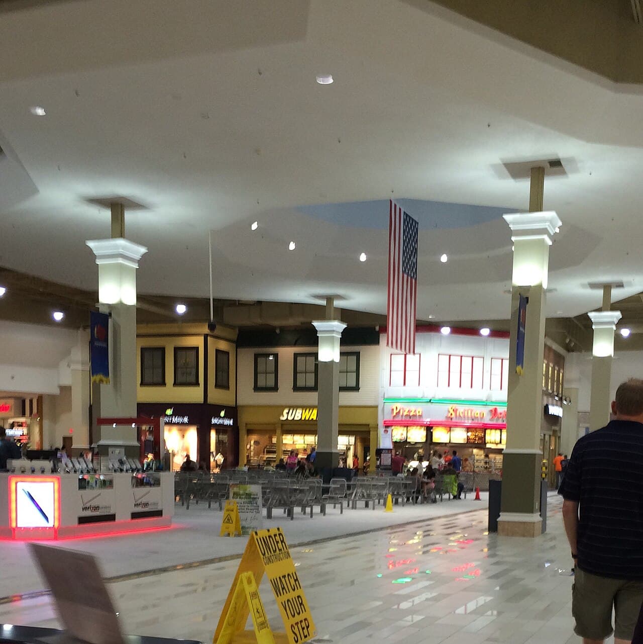 Sangertown Square Mall