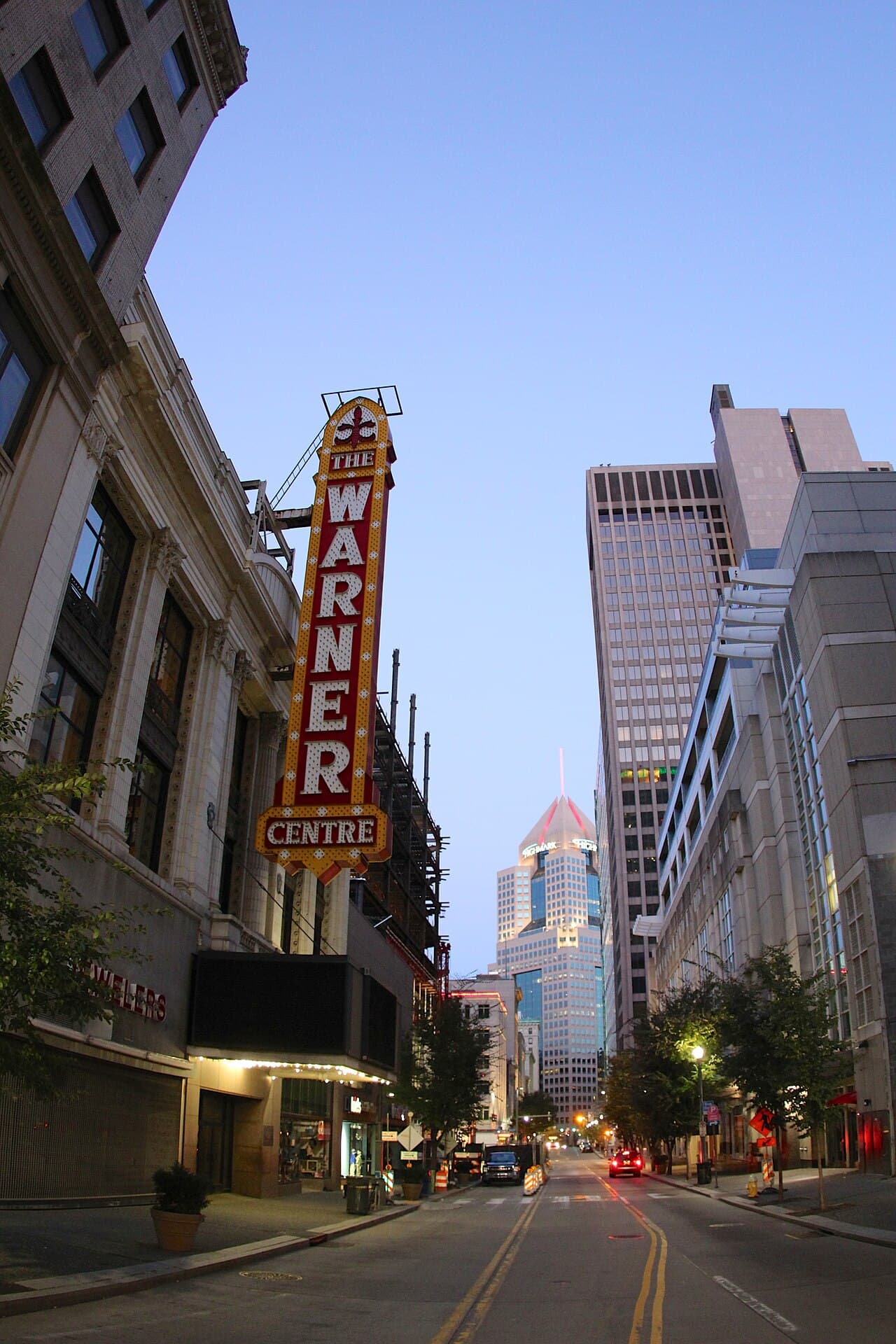 Warner Centre in Pittsburgh, Pennsylvania
