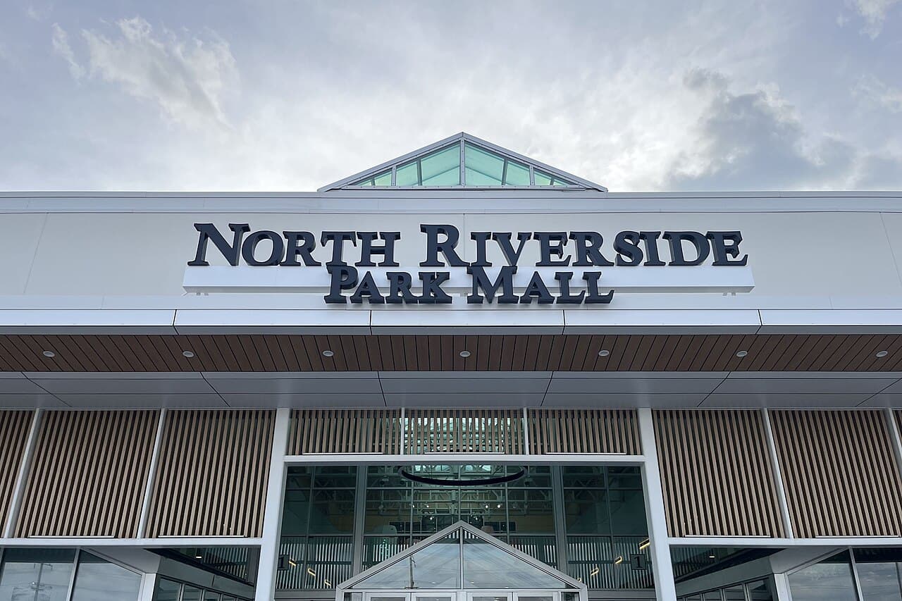 North Riverside Park Mall in North Riverside, Illinois
